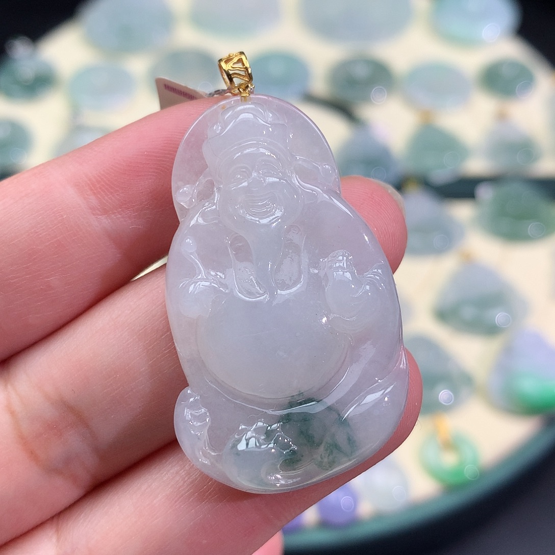 翡翠18K金镶嵌颈饰财神