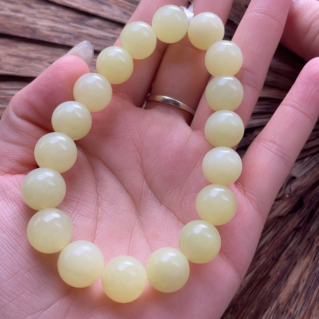 和田玉手串未镶嵌