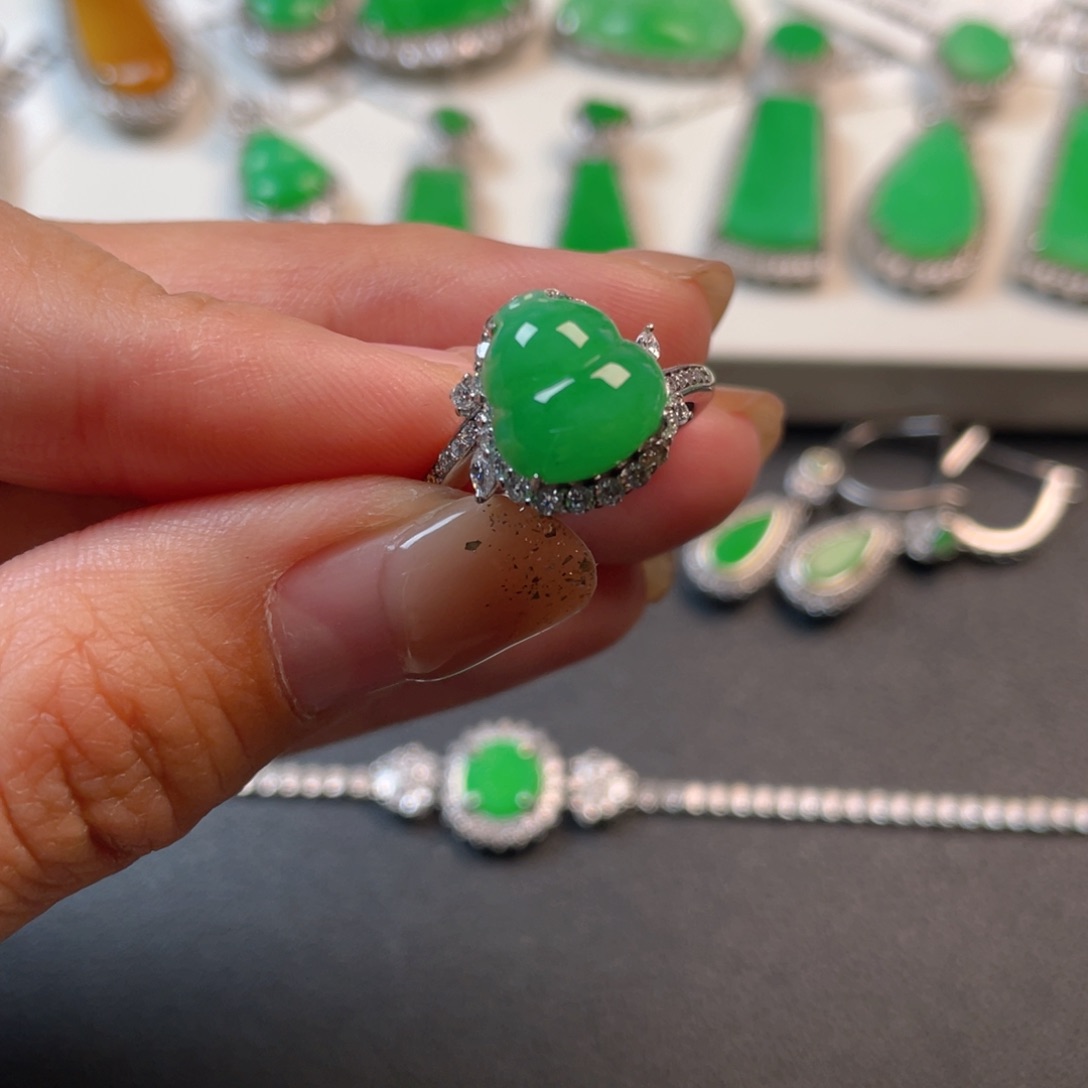 翡翠吊坠(不含链)银S925镶嵌戒指