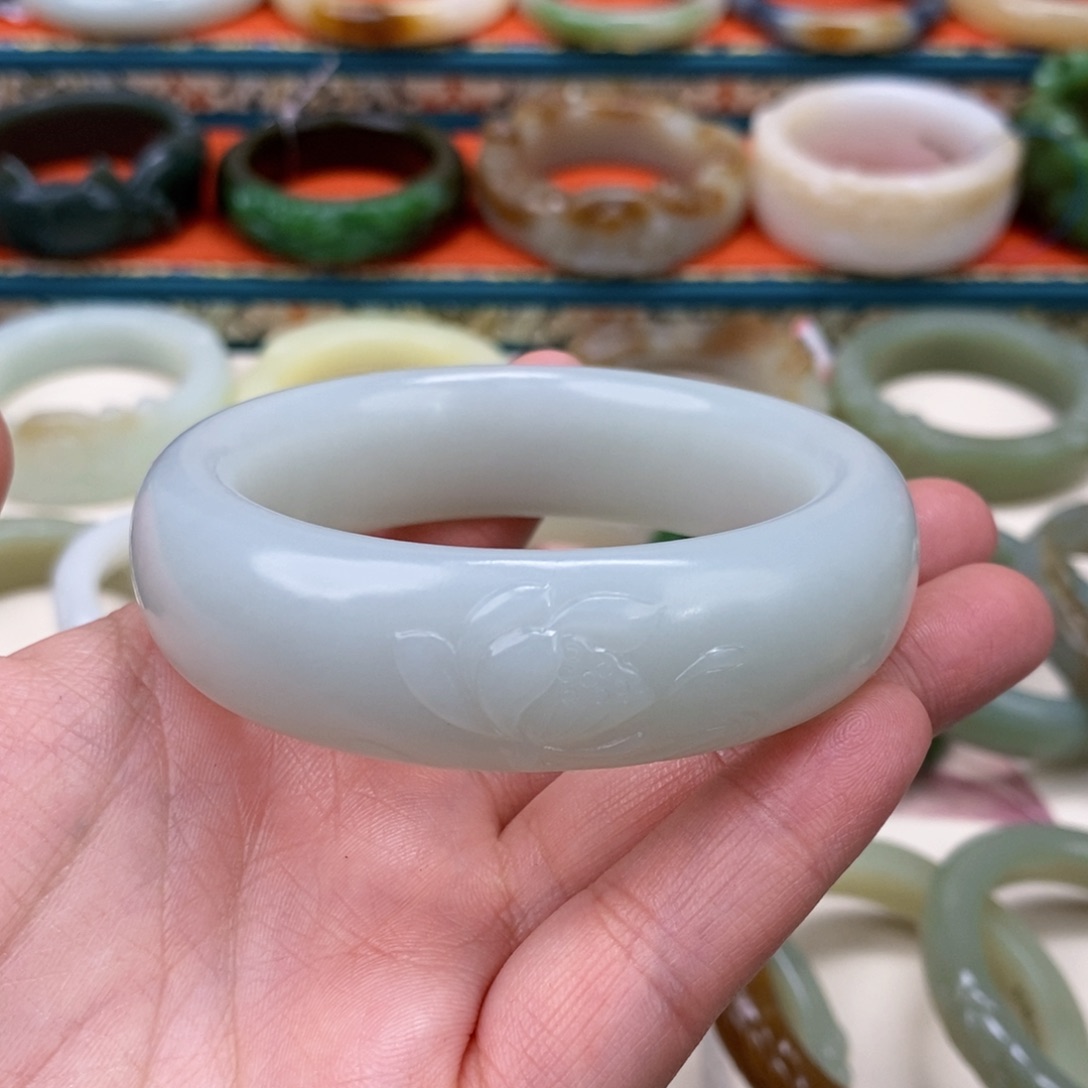 和田玉手镯56.4未镶嵌