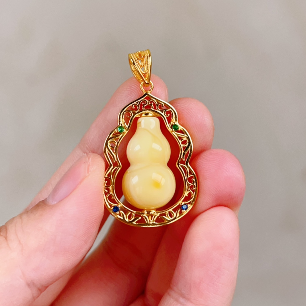 天然原矿琥珀蜜蜡925银镶嵌立体葫芦多样性发货