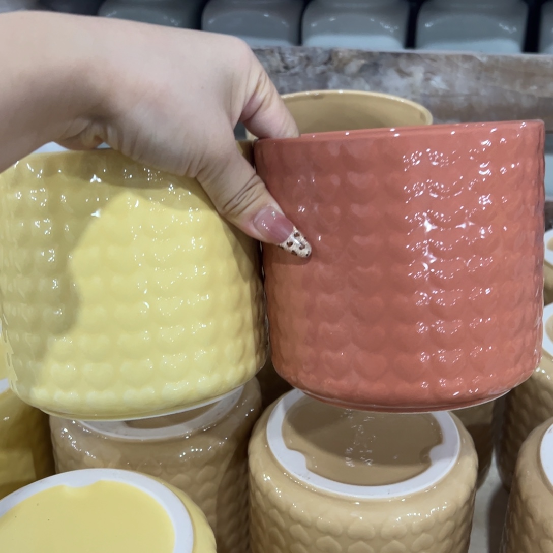 有孔陶瓷花盆，满10米包邮发货