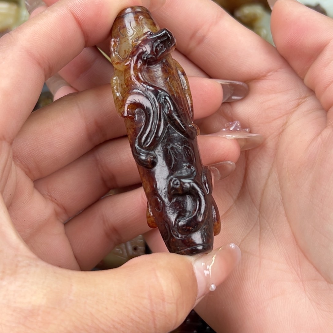 和田玉（糖玉）颈饰未镶嵌9**8