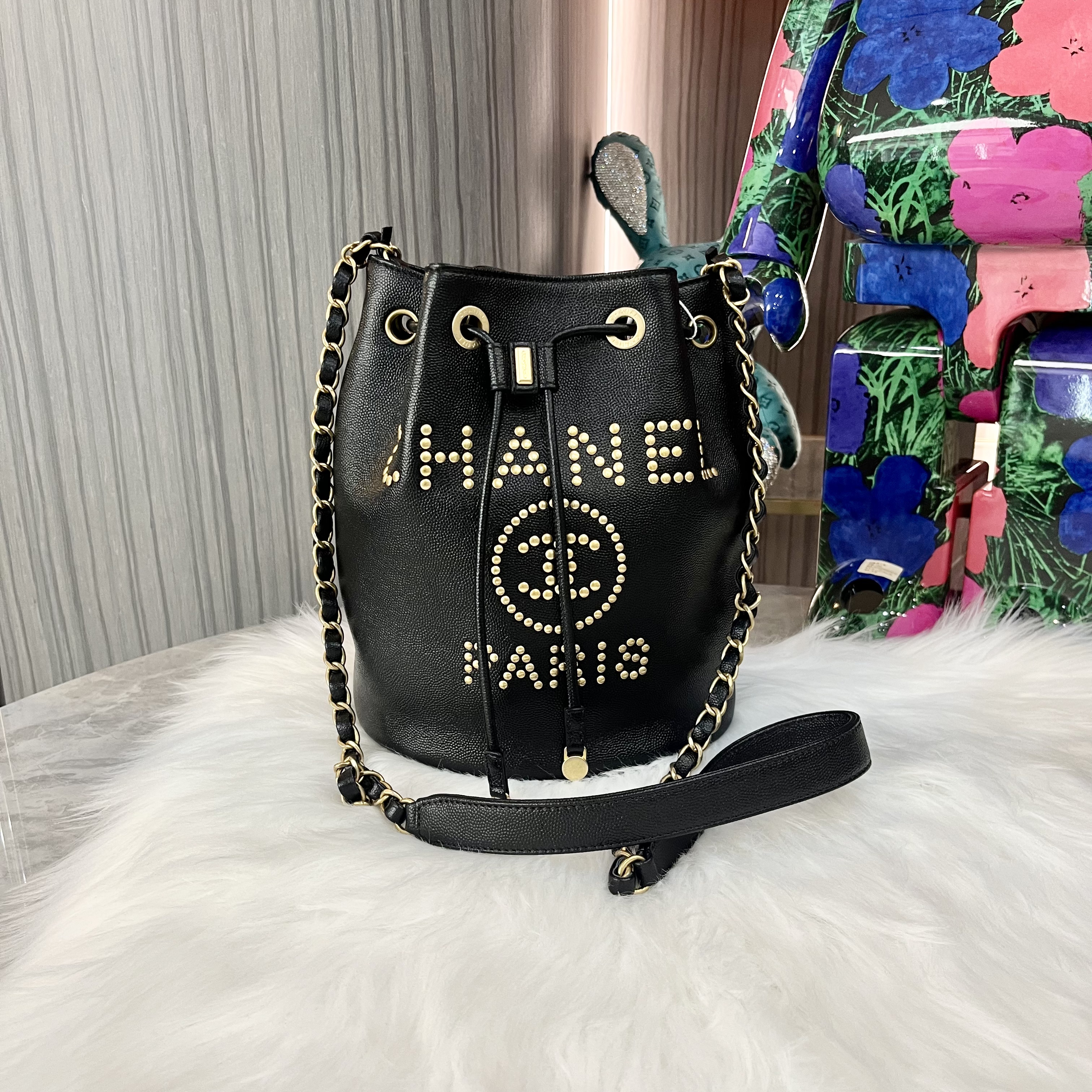 95新 Chanel/香奈儿 【辛河奢品】香奈儿 柳丁抽绳水桶 手提单肩包
