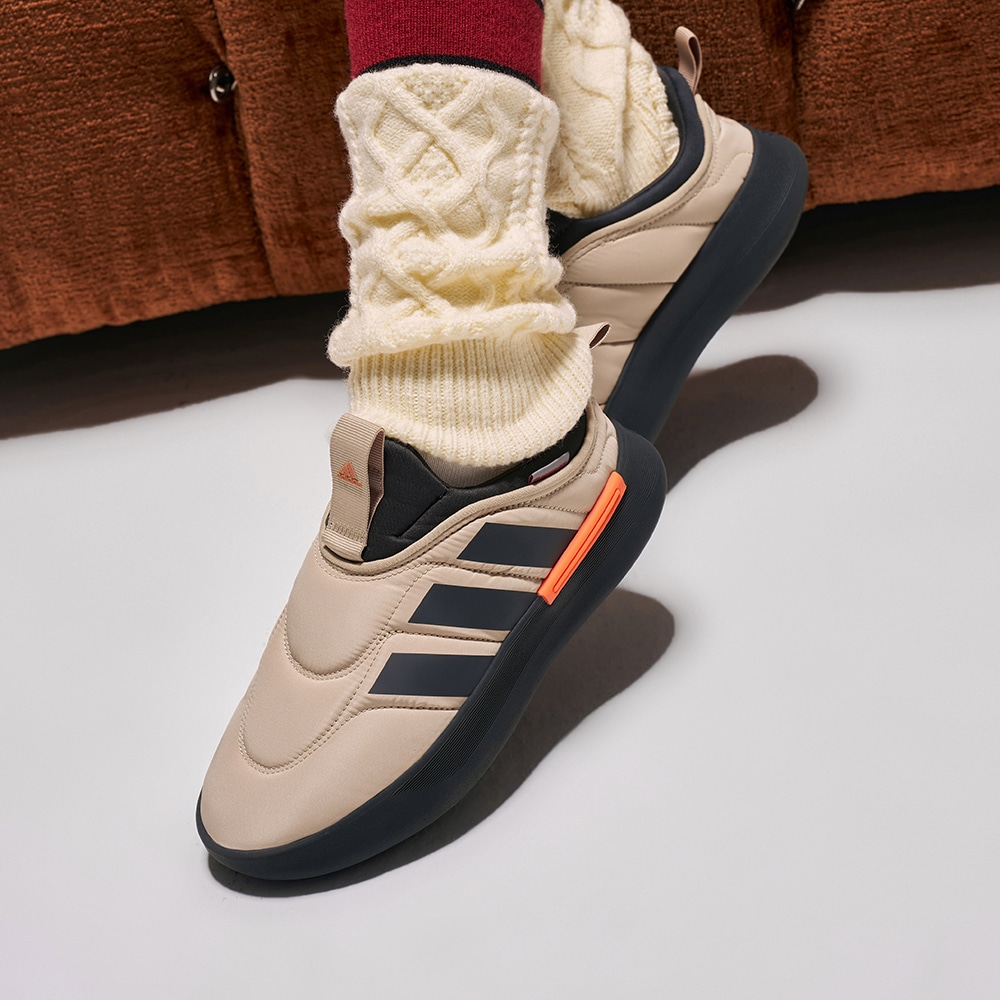 阿迪达斯正品棉鞋男款冬季时尚保暖防滑休闲鞋女款一脚蹬棉鞋潮鞋
