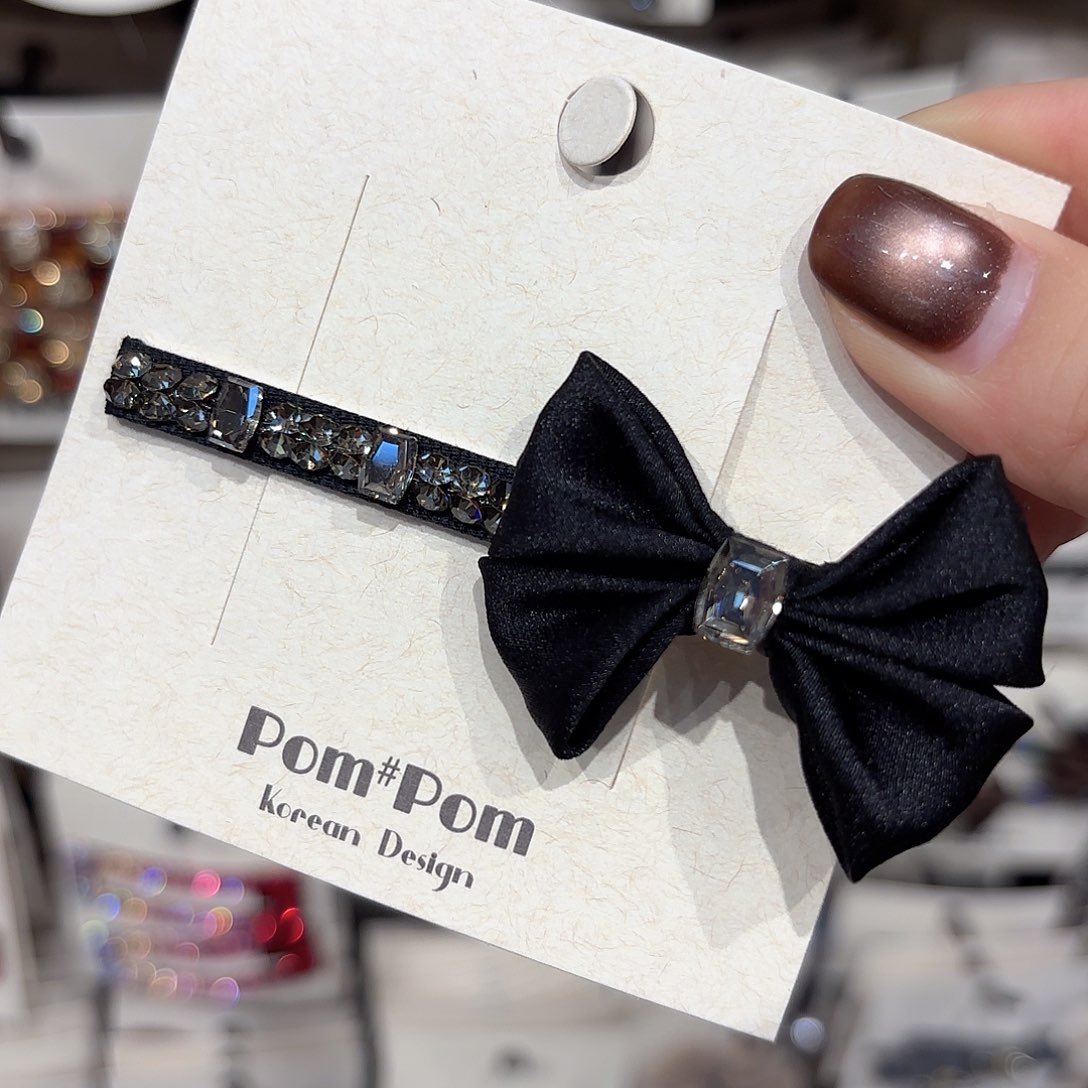 布艺铁合金黑色蝴蝶结一个