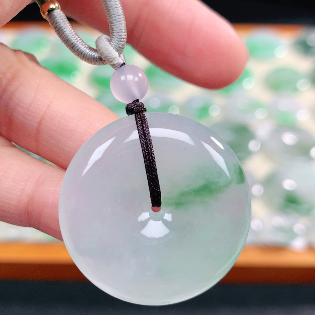 翡翠未镶嵌颈饰30.5-6.0