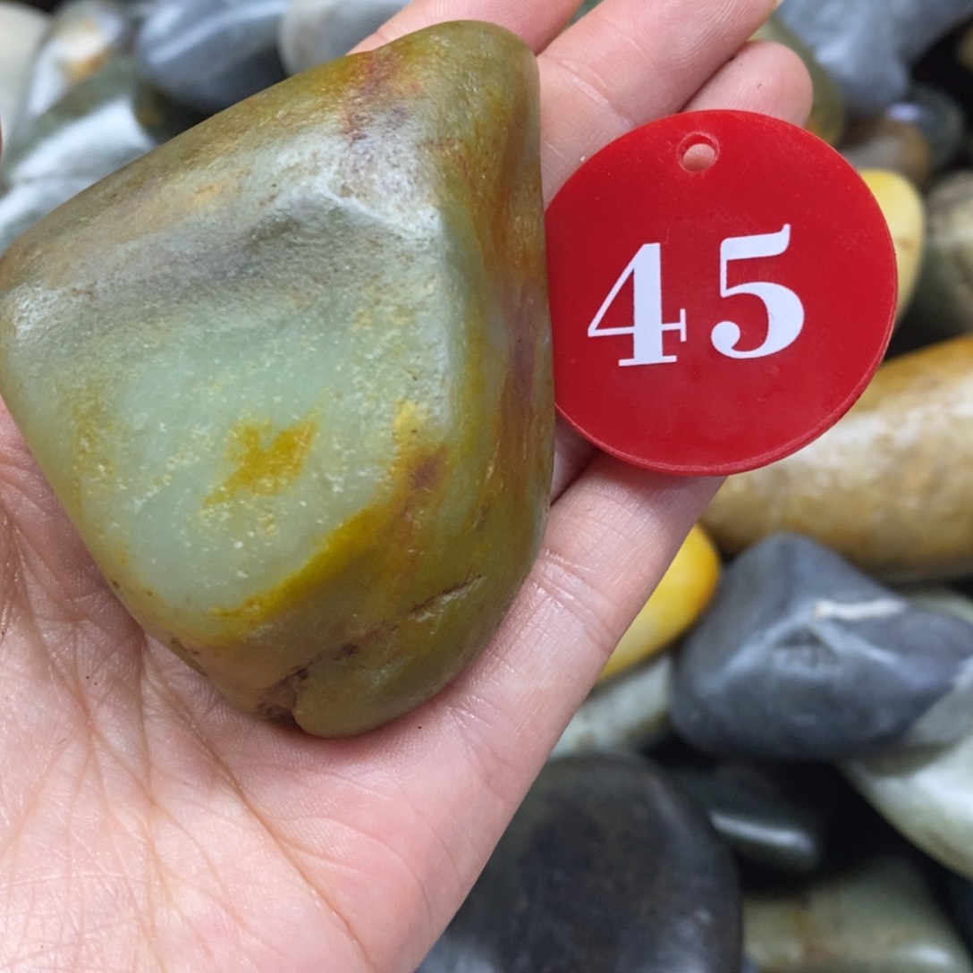 未镶嵌和田玉挂件