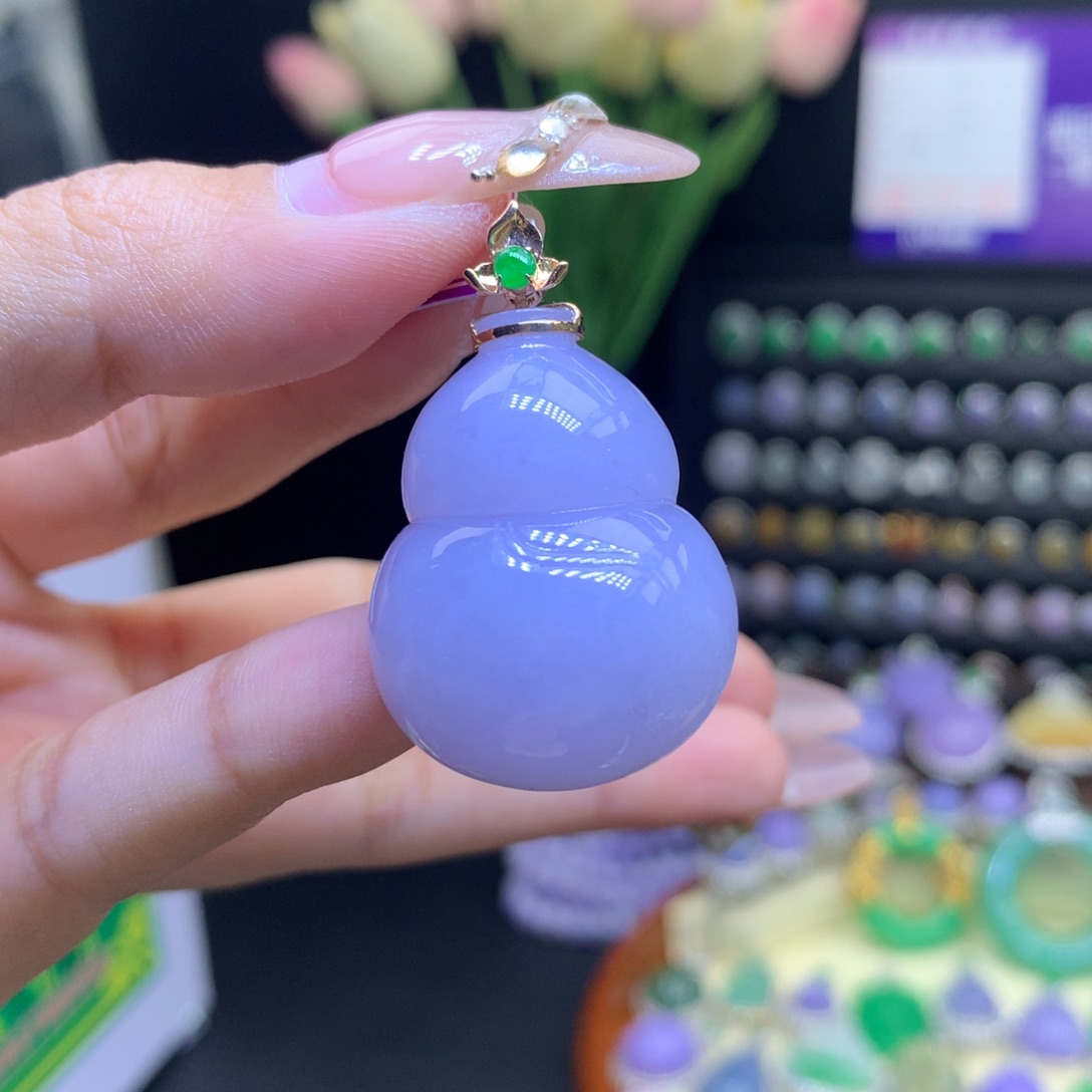 翡翠18K金镶嵌颈饰天然