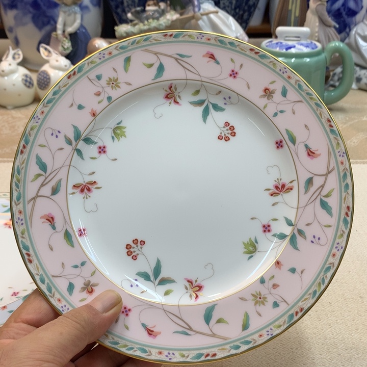 紫砂金瓷阁精品瓷器店