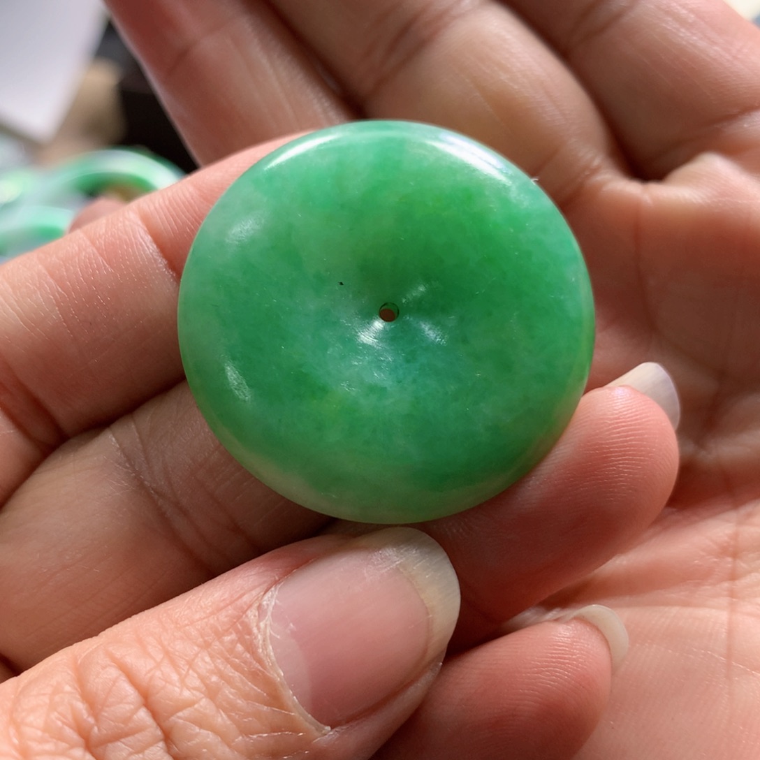 未镶嵌定制翡翠翡翠