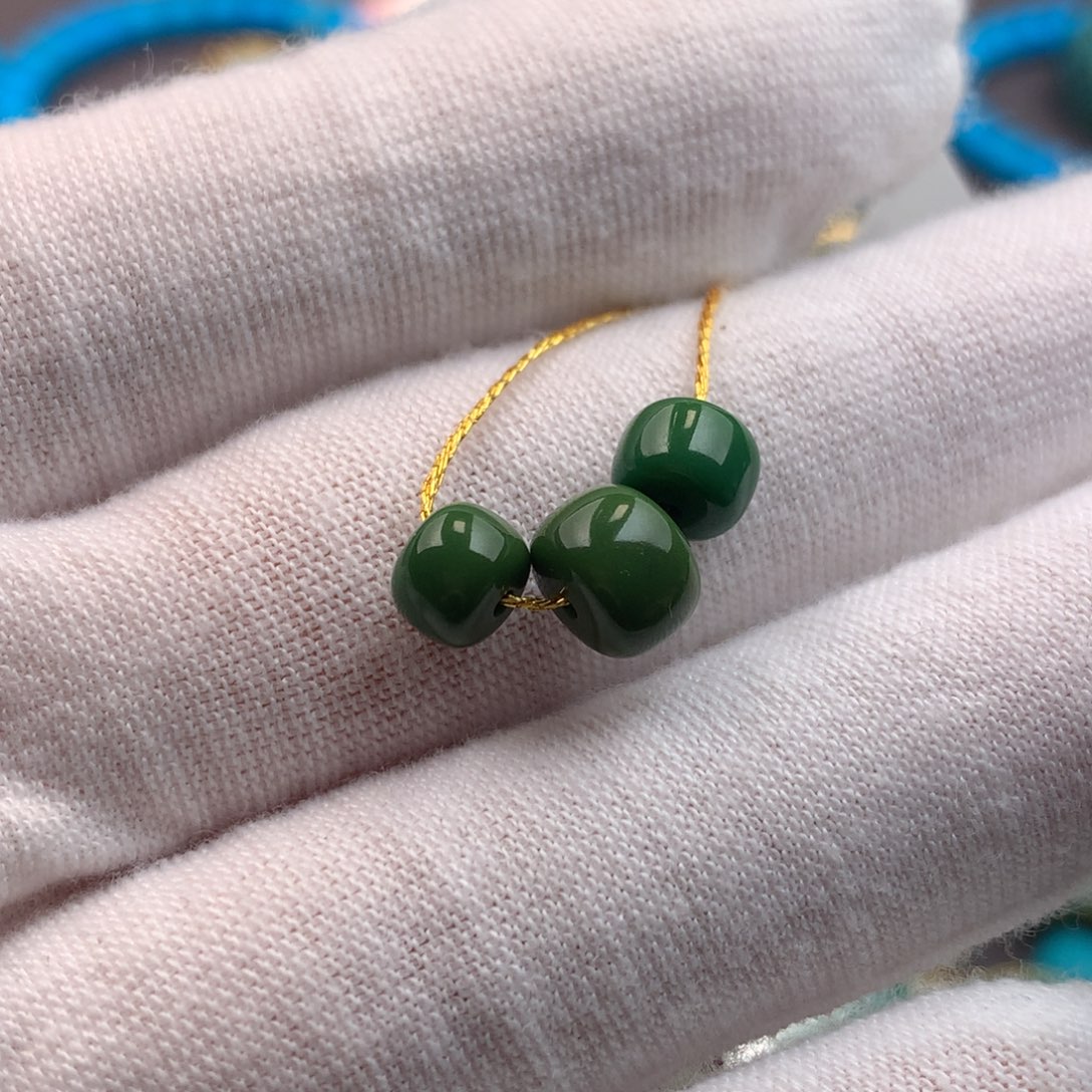 吉***宝绿松石未镶嵌绿松石