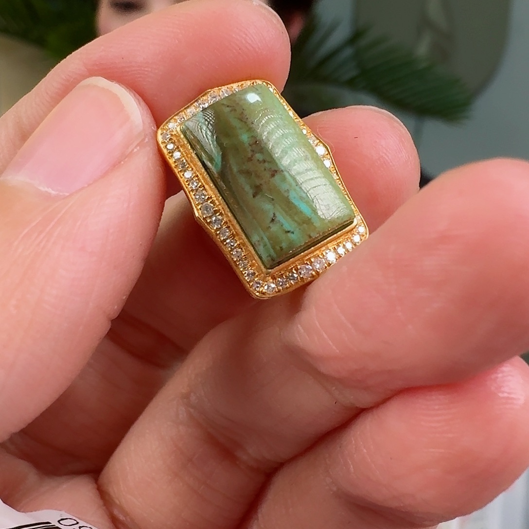 绿松石珠宝奇石18K金镶嵌