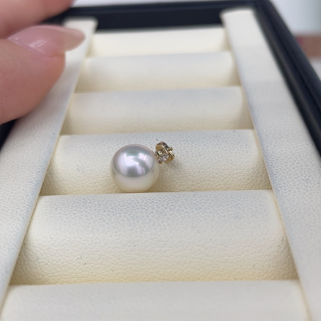 海水珍珠颈饰18K金镶嵌