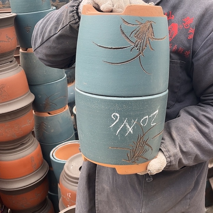 紫砂紫砂花盆和小