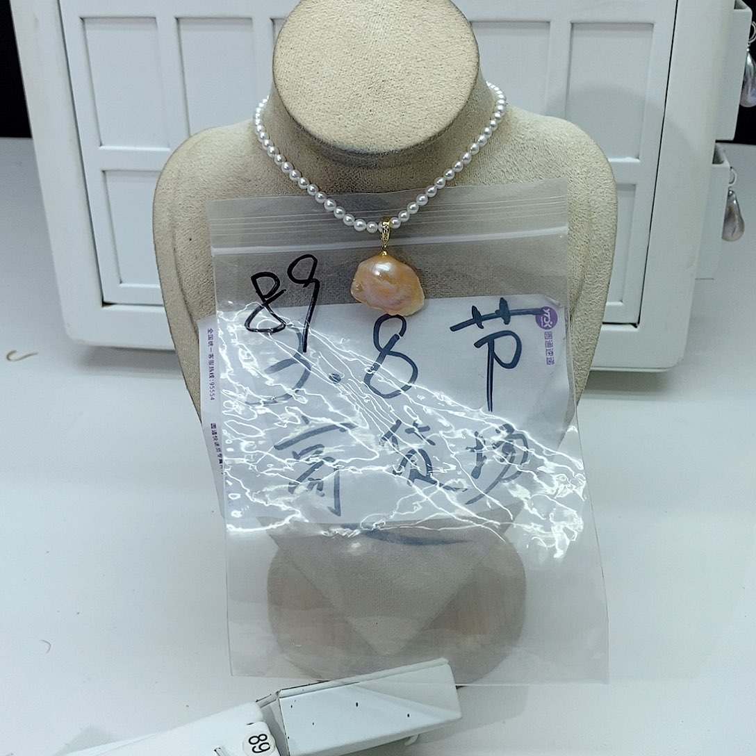 淡水珍珠颈饰合金