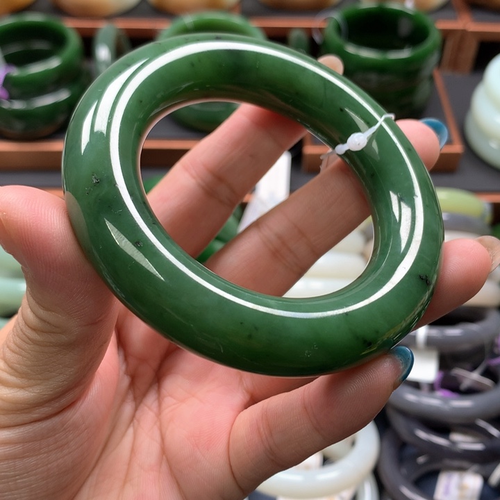 【闪购商品】未镶嵌手镯和田玉（碧玉）19