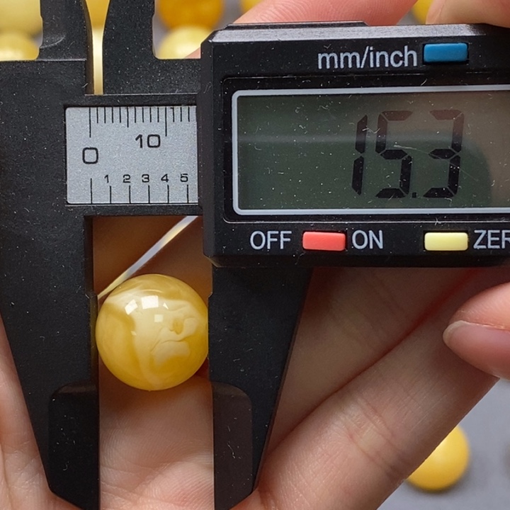 未镶嵌蜜蜡裸石纯天然