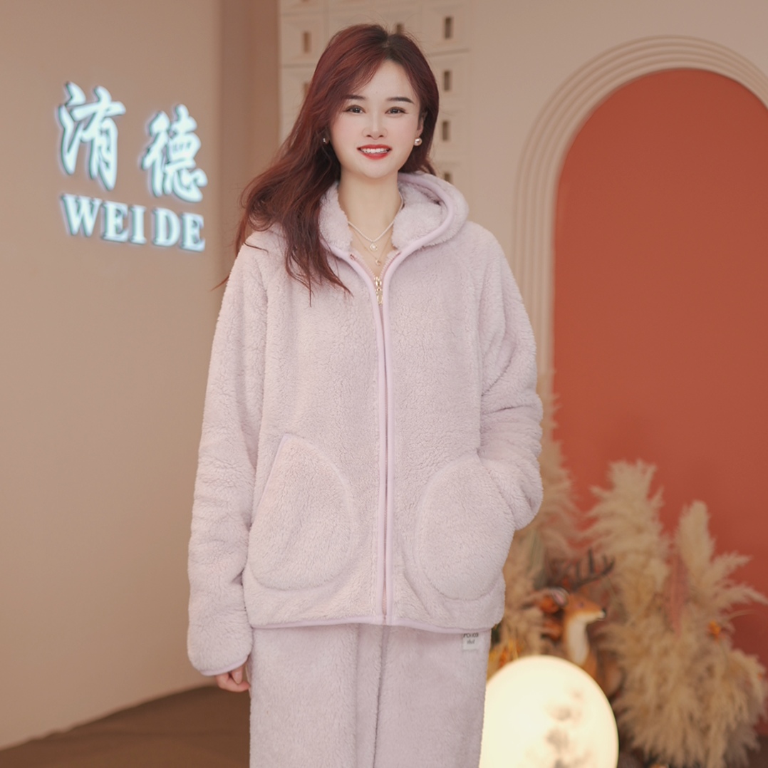 新款加绒加厚保暖冬季家居服套装睡衣情侣女款居家女士