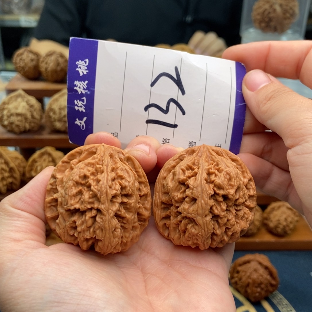 文玩核桃把件43粗筋