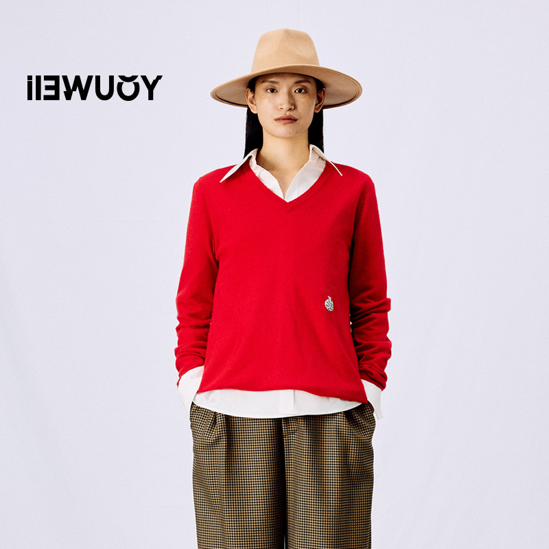 有尾YOUWEI肌理石榴印花V领毛衣Y2125103