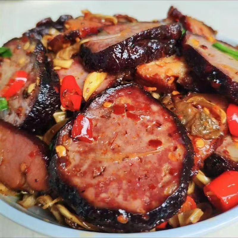 会同县特产柴火熏制正宗农家风味猪血丸子