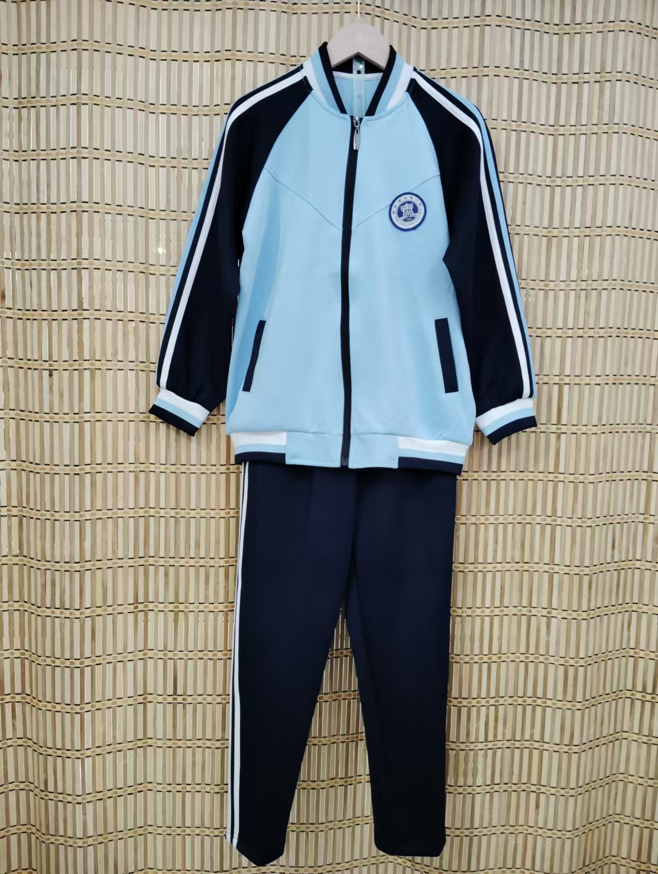 安阳市文泰小学秋季新款校服带校徽长袖