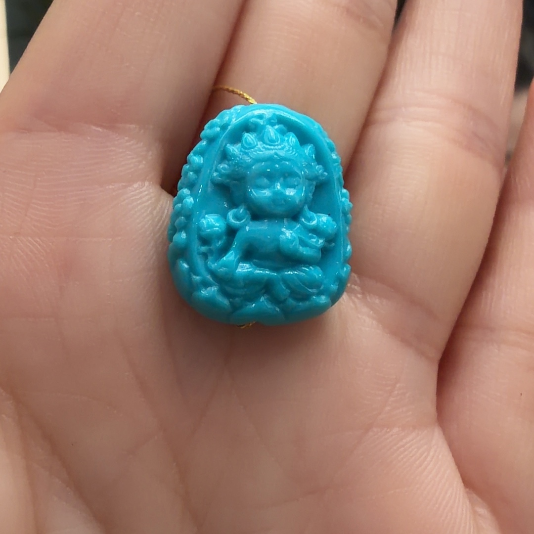 绿松石未镶嵌颈饰