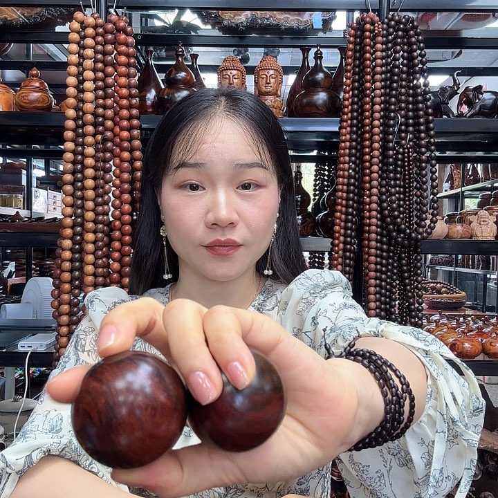 老挝大红酸枝5.0不退不换