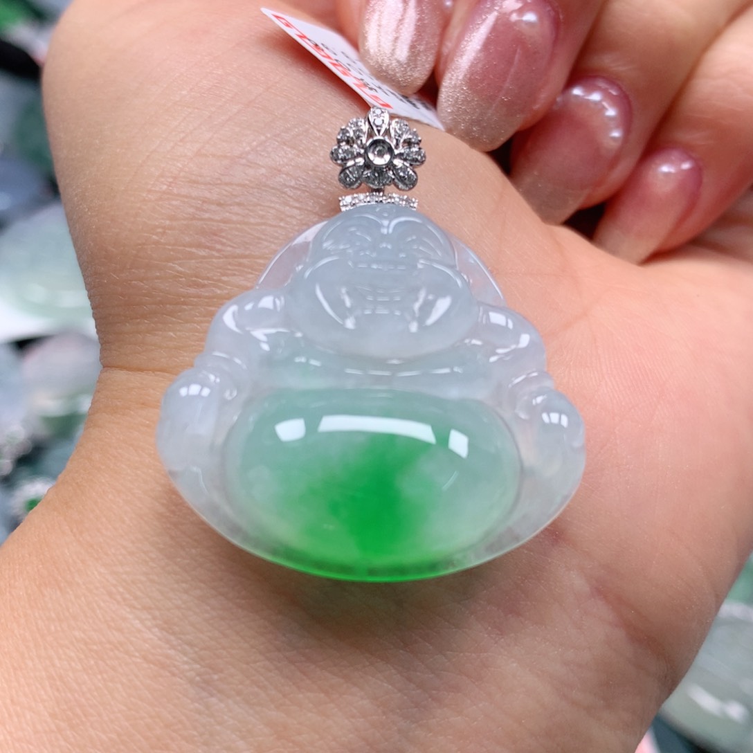 翡翠颈饰18K金镶嵌天然翡翠