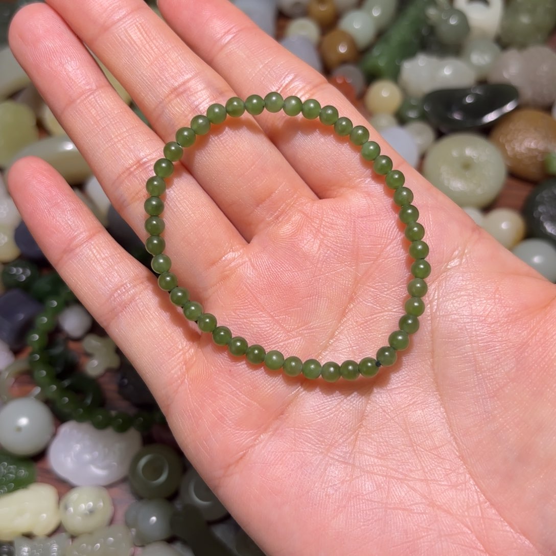 和田玉未镶嵌珠宝半成品K***n