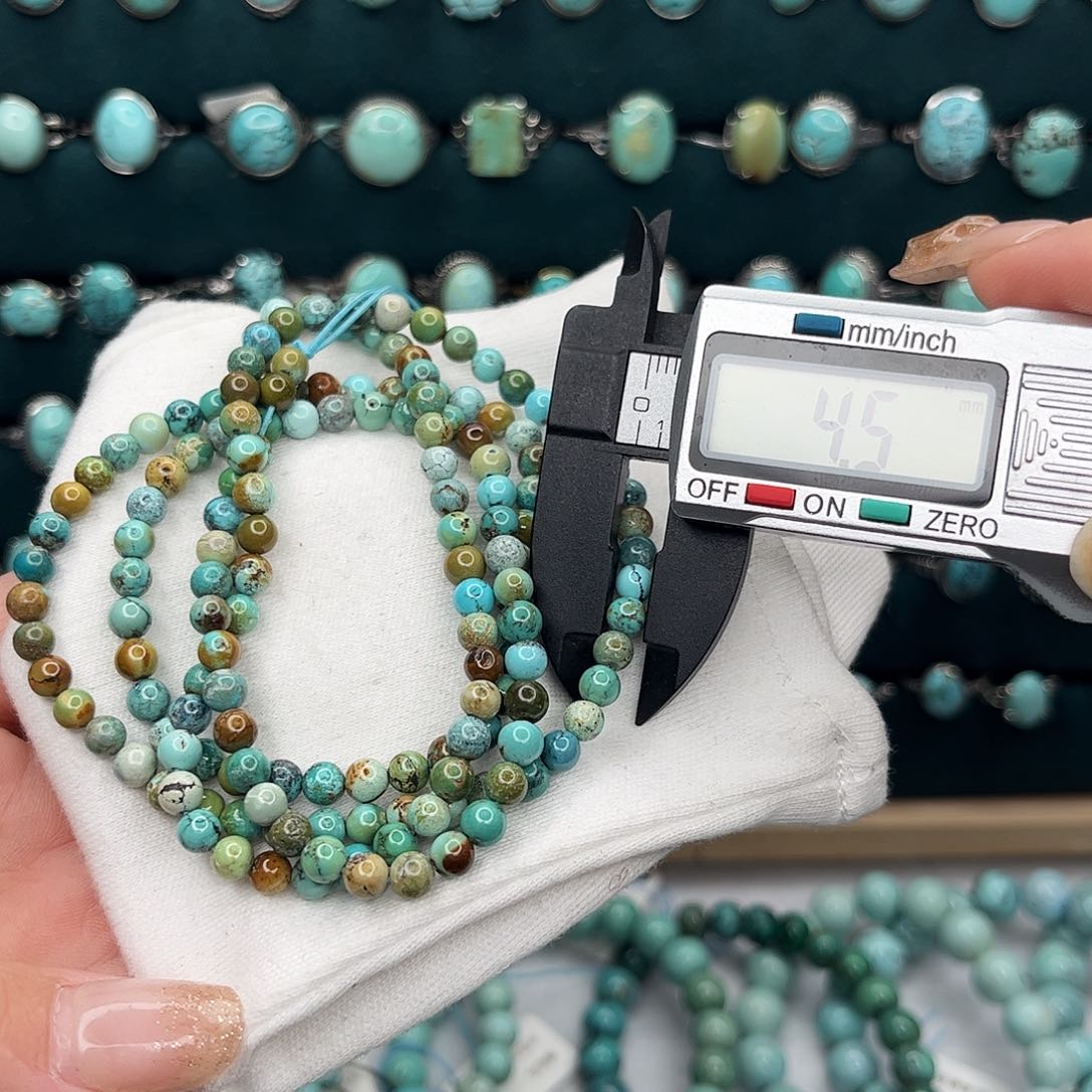 绿松石绿松石未镶嵌