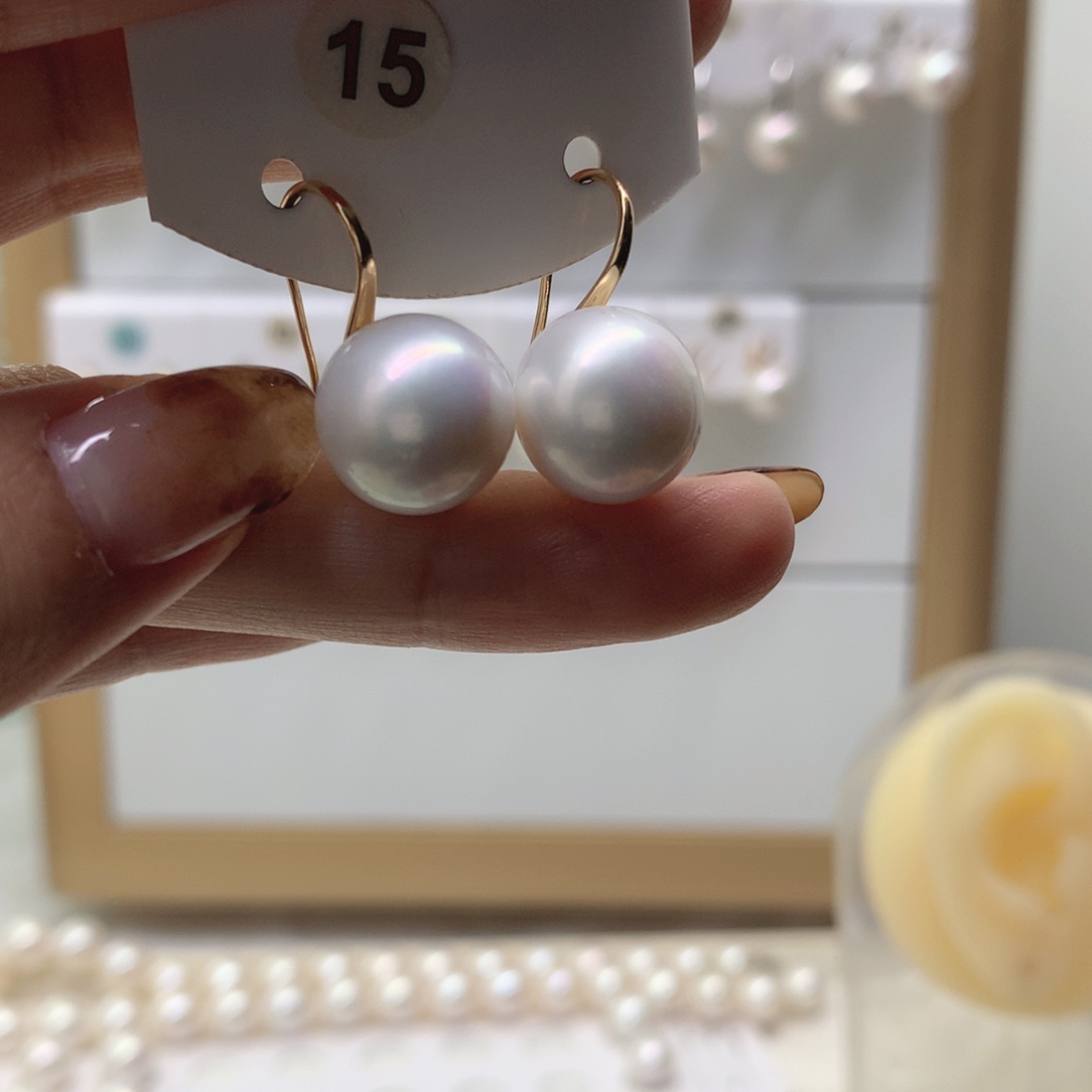 淡水珍珠银S925镶嵌耳饰