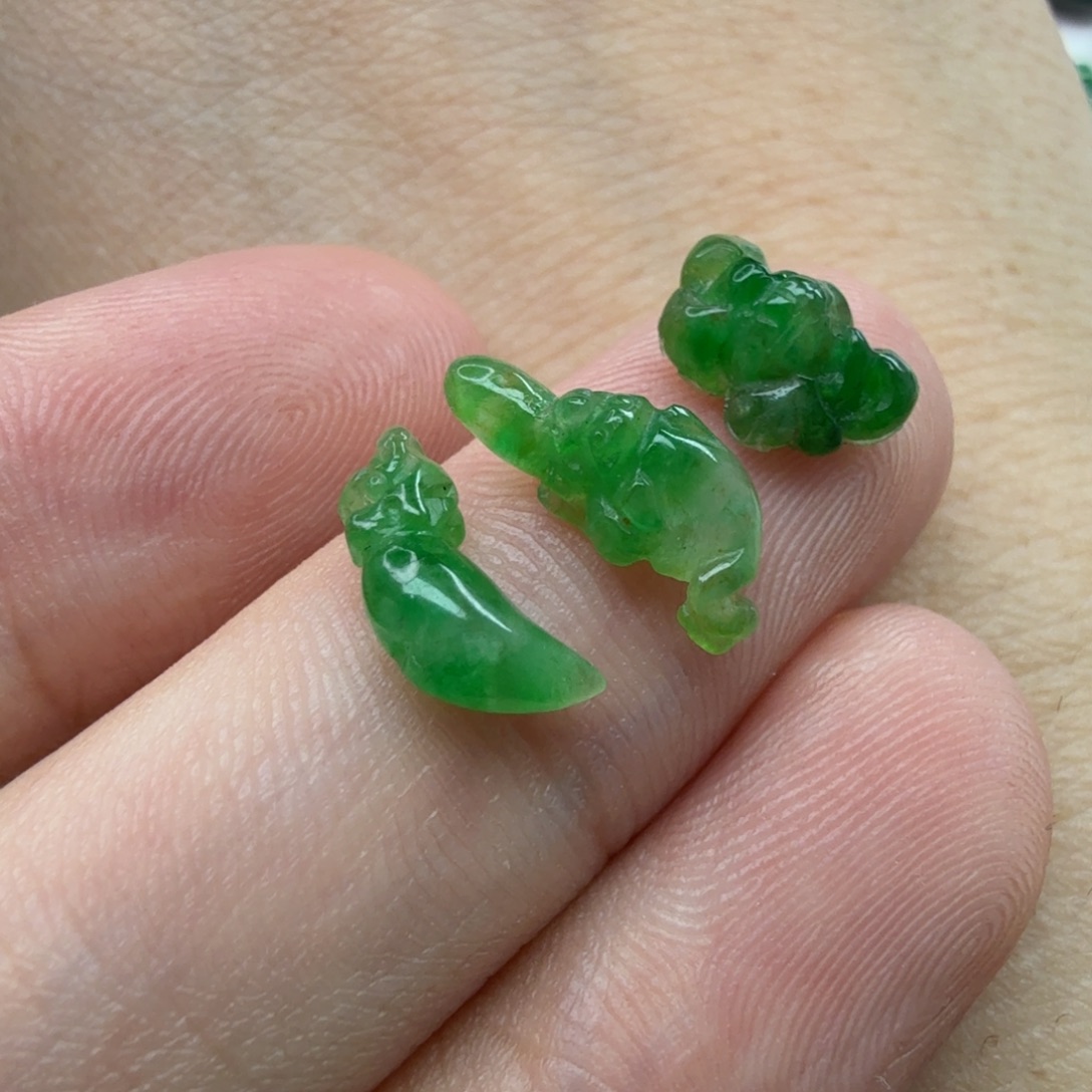 一***平翡翠未镶嵌颈饰155