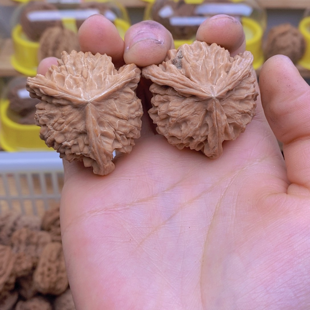 吊坠文玩核桃天****7