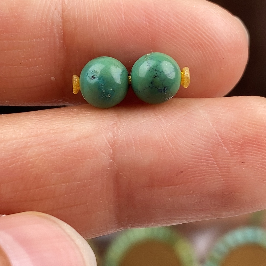 绿松石未镶嵌原矿