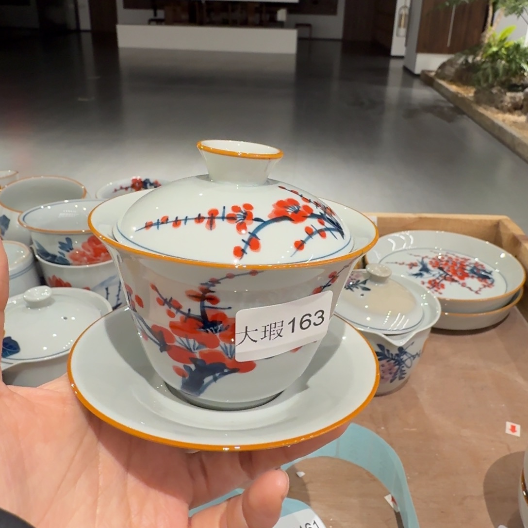 釉下手绘茶具微瑕