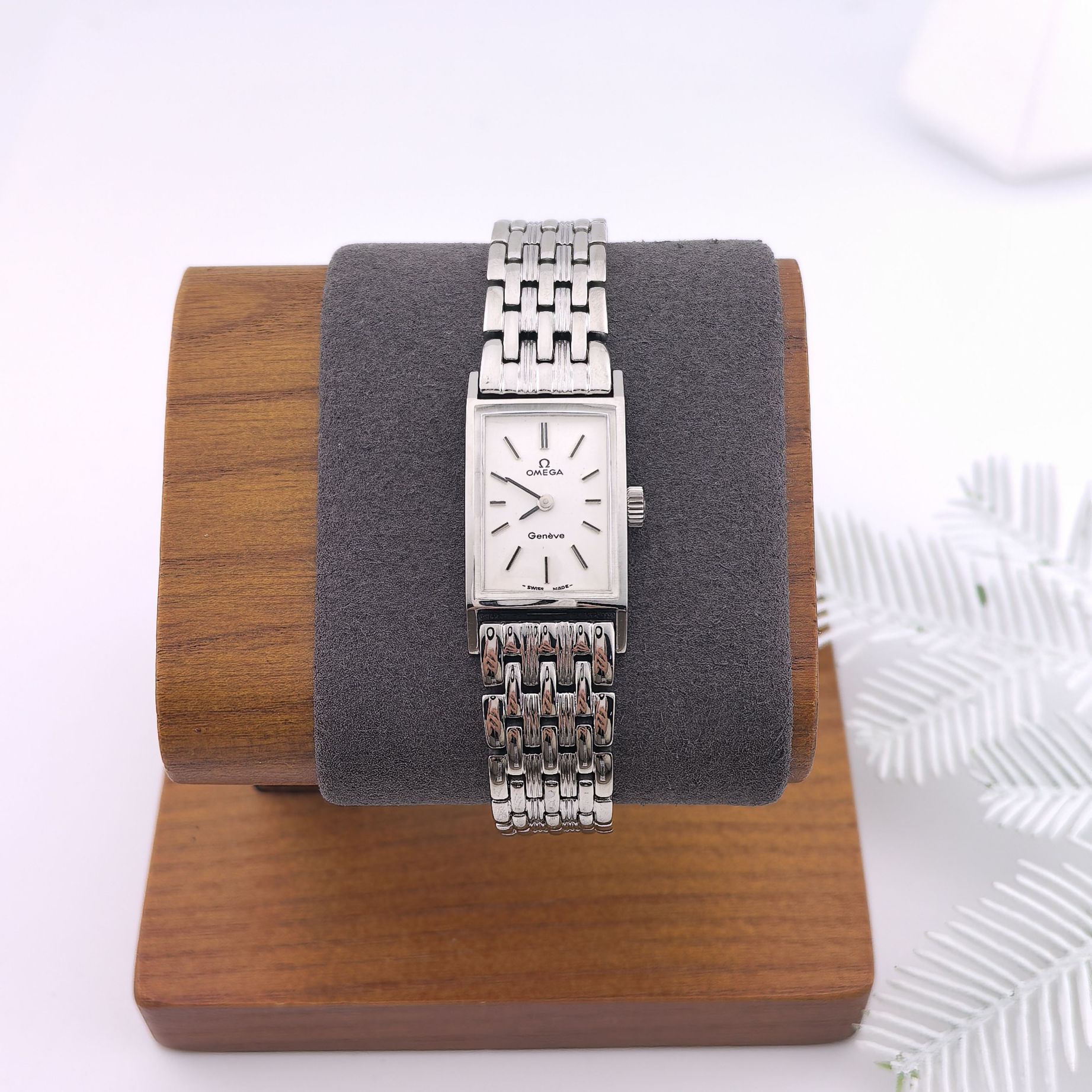 95新 Omega/欧米茄  中古欧米茄女表/手动机械/15.5*20.5mm/01886