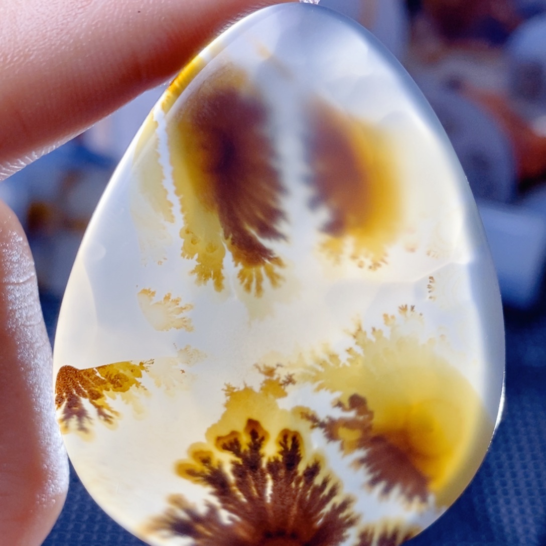 玛瑙/玉髓未镶嵌珠宝奇石