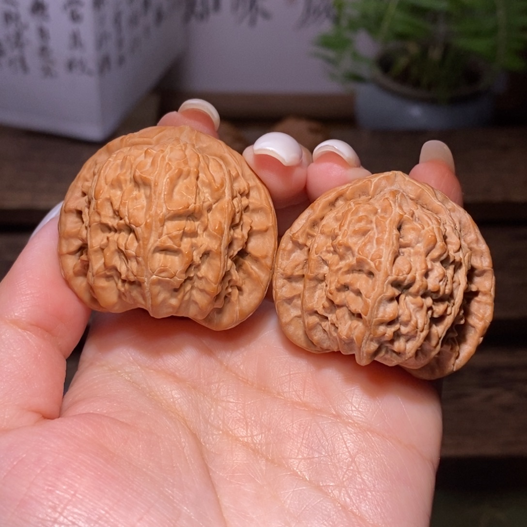 吊坠文玩核桃全品40+三角白狮子头精品