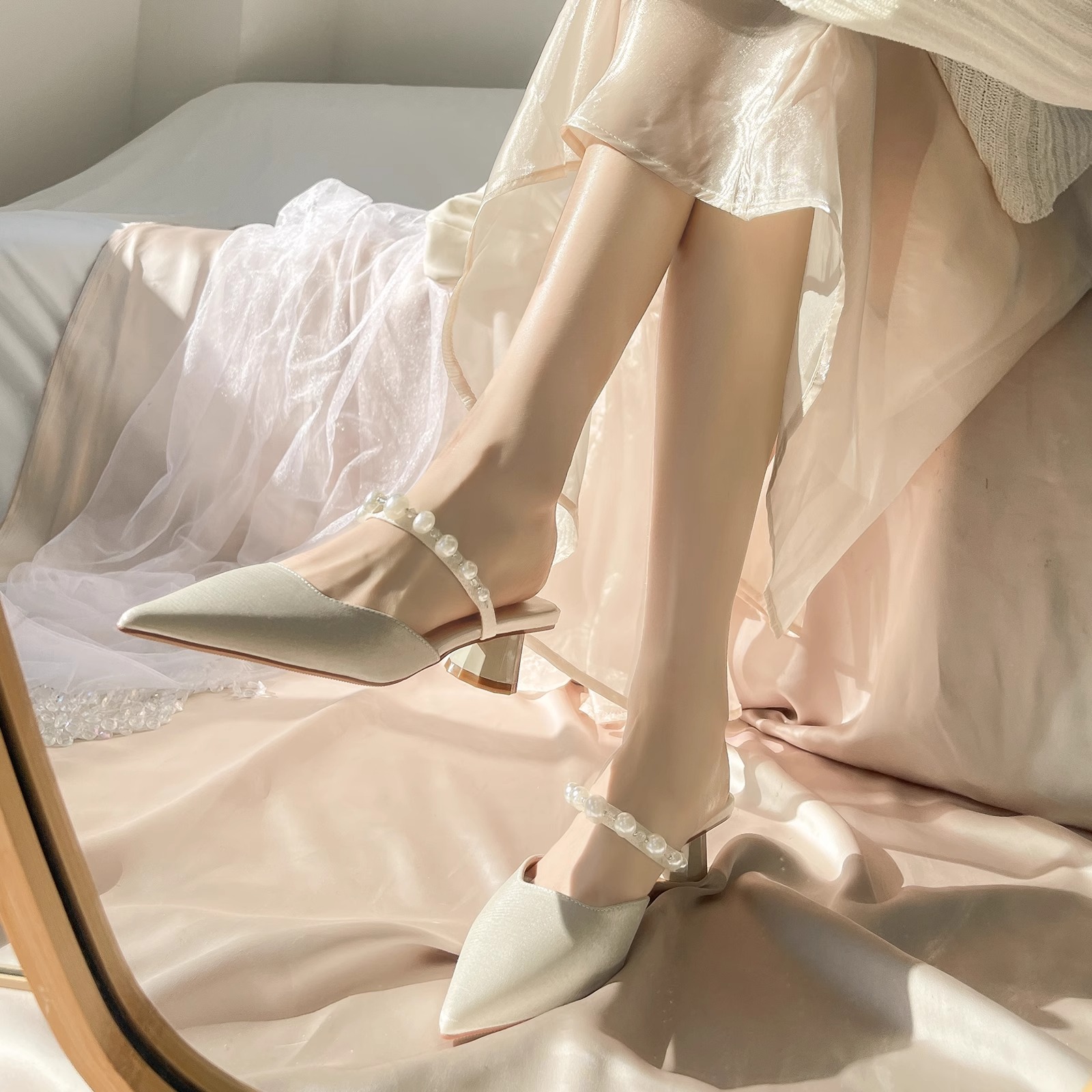 粗跟休闲风包头细跟胶粘鞋包头拖气质百搭夏季平底春夏小众