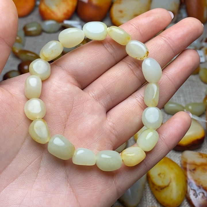 佐***华和田玉未镶嵌手链