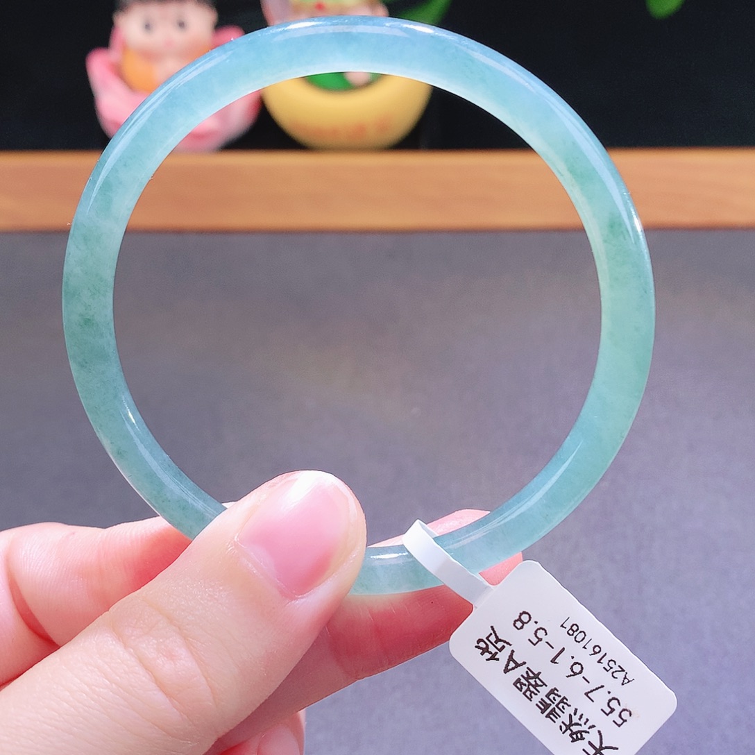 翡翠未镶嵌手镯天然翡翠