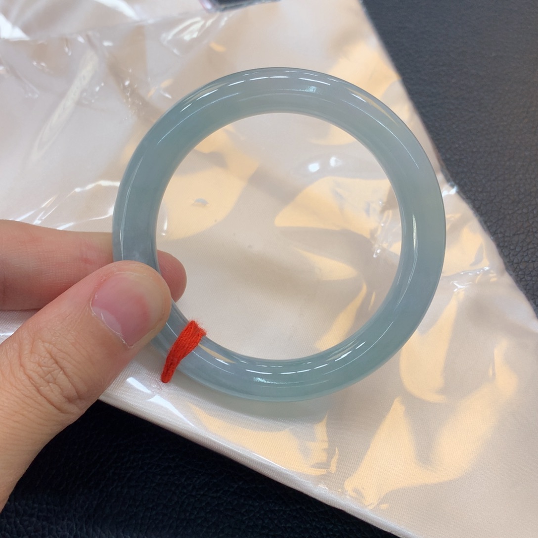 翡翠未镶嵌手镯翡翠