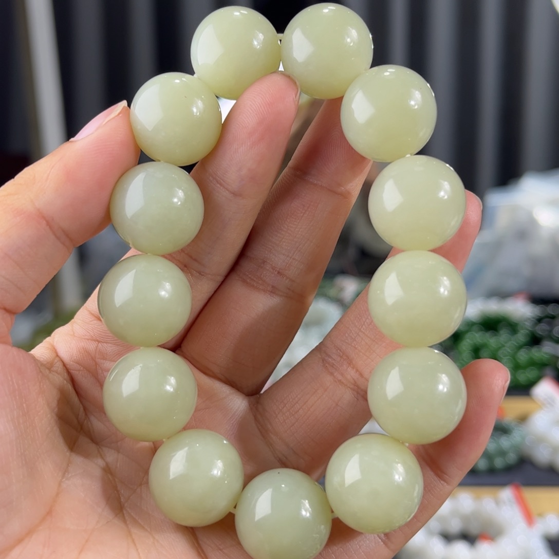 手串未镶嵌和田玉新疆且末青白卡18圆珠