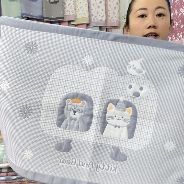 棉特价促销灰色猫咪