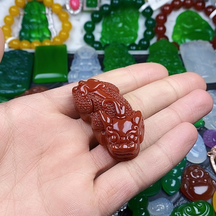 玛瑙/玉髓未镶嵌颈饰