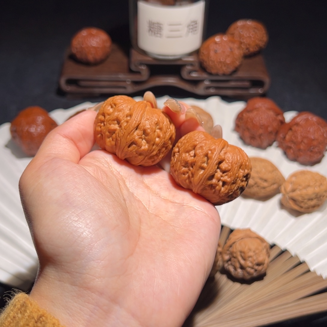 文玩核桃吊坠38.5元宝