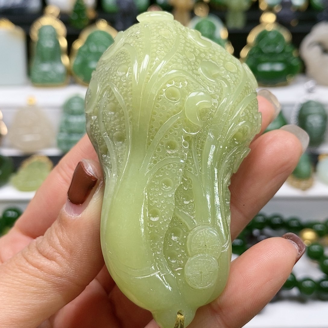 和田玉颈饰未镶嵌手把