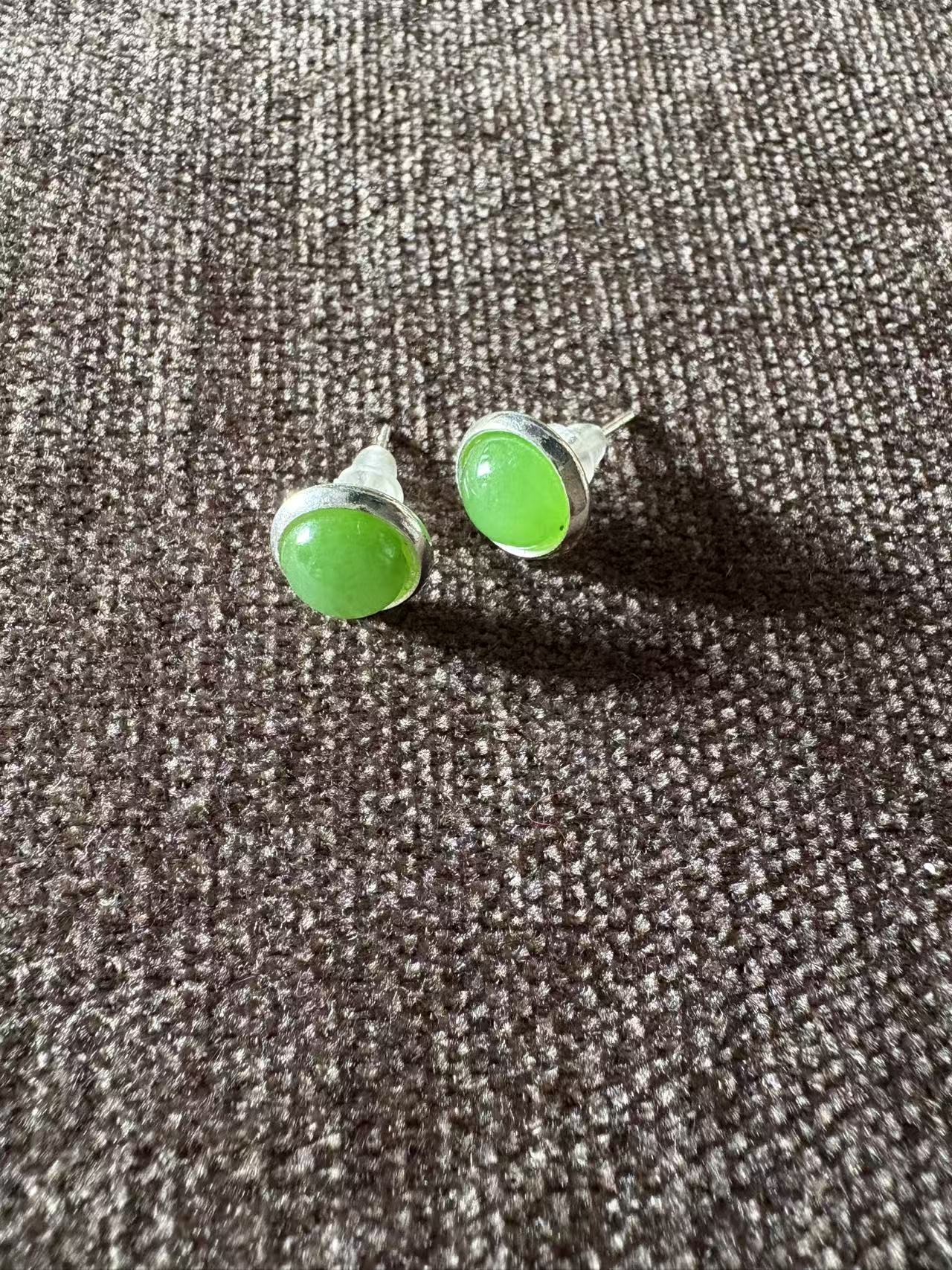 碧玉蛋面耳钉银镶嵌简约百搭耳饰9.5mm-10mm